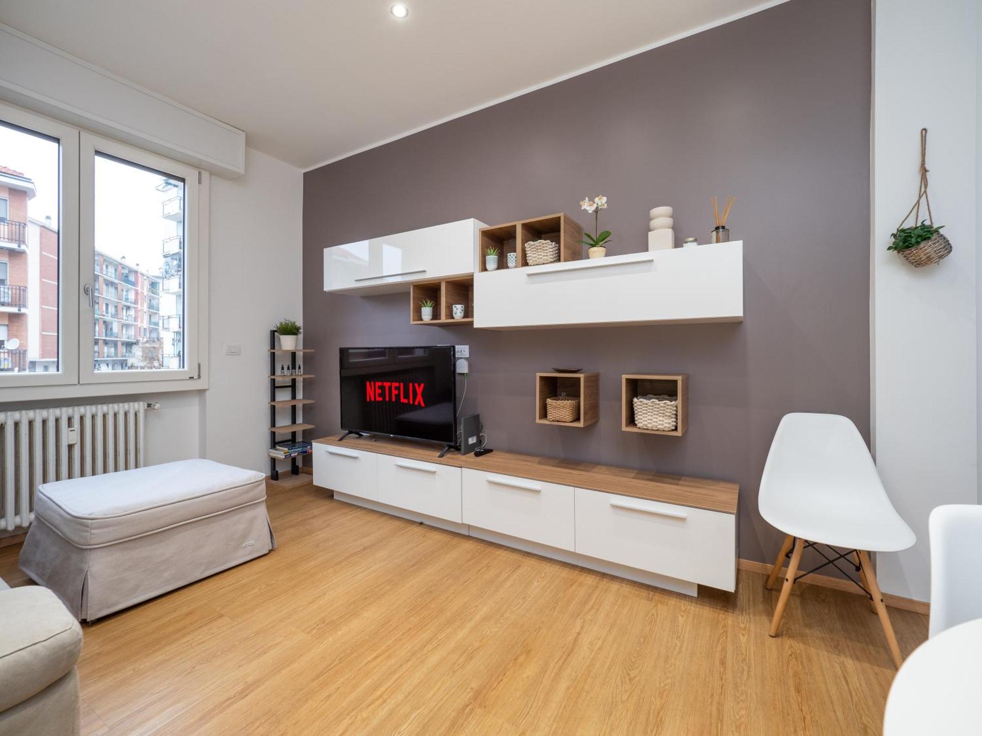Milano 5 Guests - Modern Apt With Balcony Exterior photo